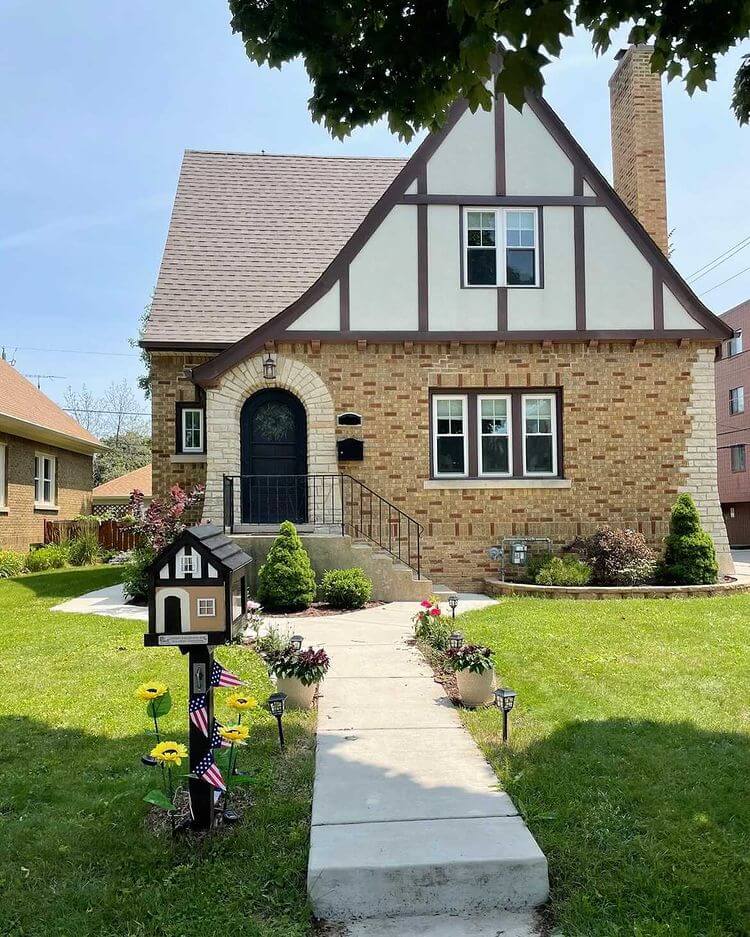 For the Love of Little Free Libraries